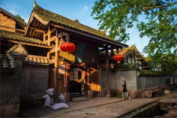 市场监管总局：个体工商户稳定发展 2023年新设2258.2万户